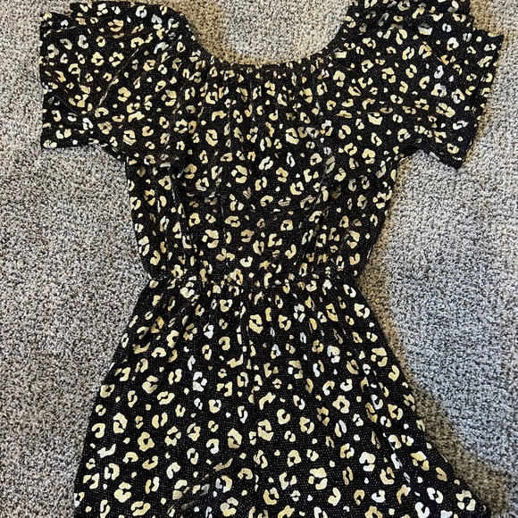 Gold Cheetah Print Romper - Picture 1 of 2